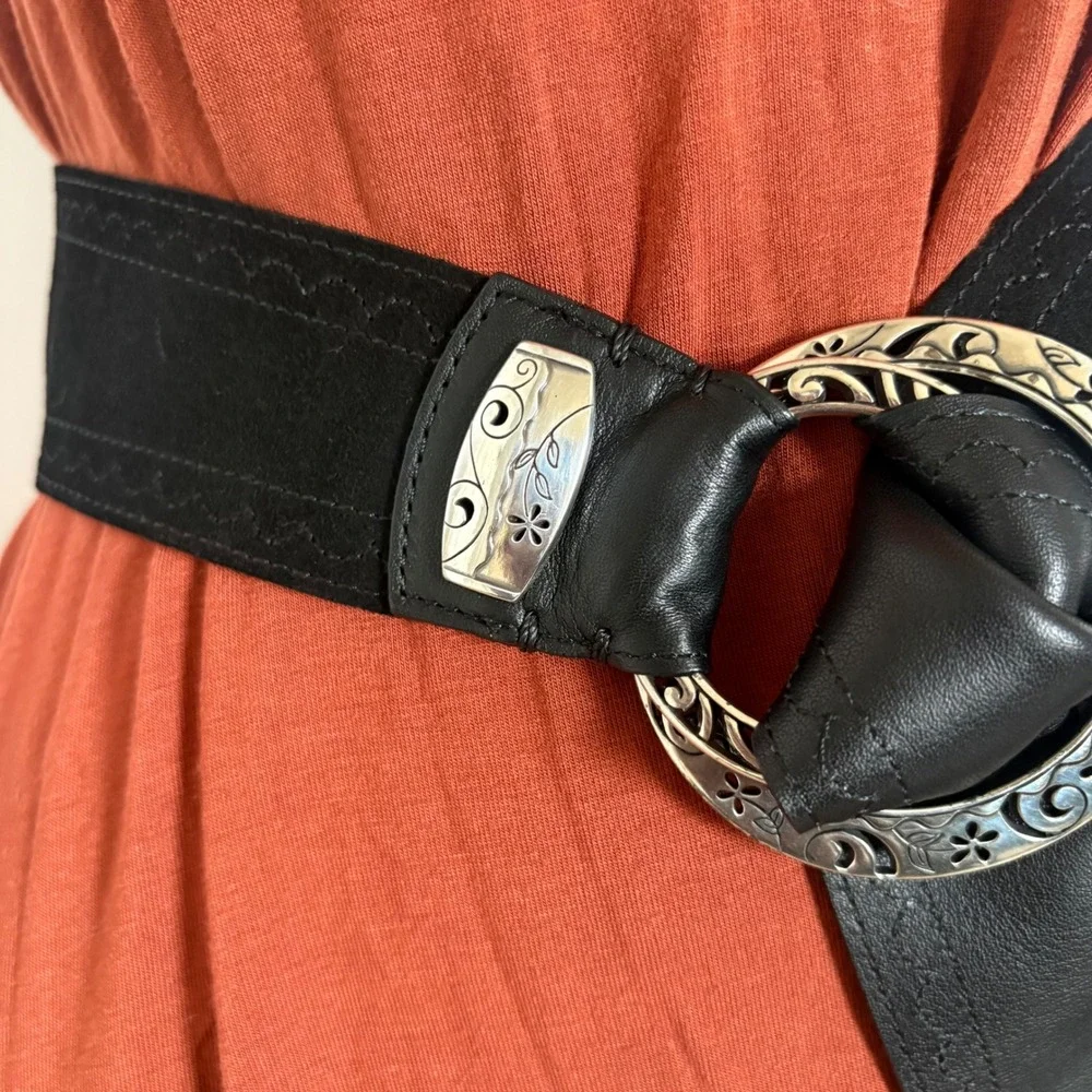Brighton Black Leather Suede Wide Waist Belt Silver Etched Buckle B30993 Size M